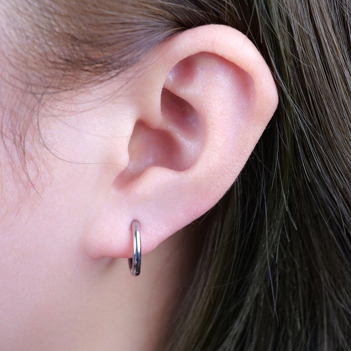 Limerencia Hypoallergenic Pure Titanium Pairs Small Huggie Hoop Earrings, Lightweight Cartilage Hoops Small Cubic Zirconia Cuff Earrings Mini Piercing Jewelry for Women (8mm, No stones)