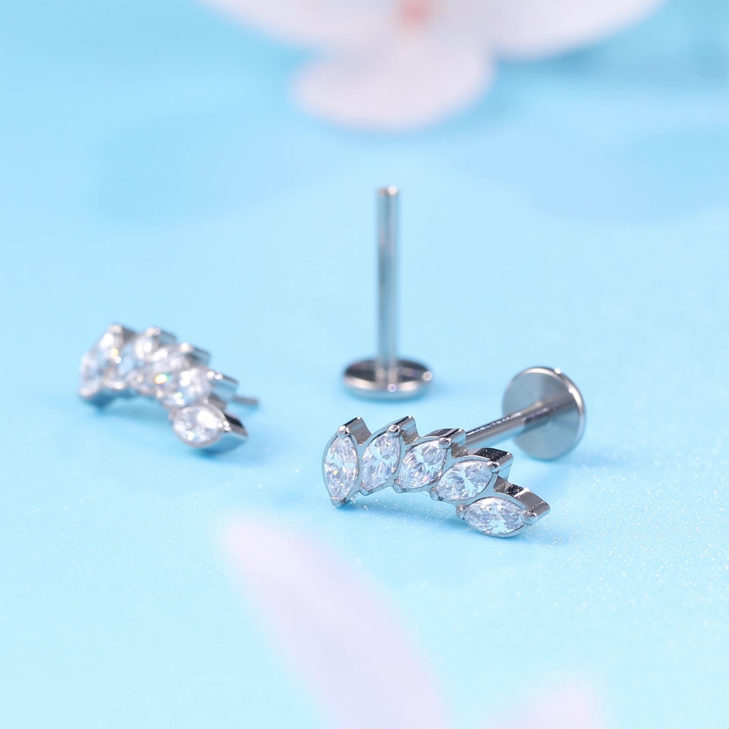 limerencia G23 Hypoallergenic 18g Flat Back Stud Earrings | F136 Implant Grade Titanium Press Fit Threadless Push Pop in Cartilage Helix Labret Lip Monroe Tragus Piercing Studs- Crystal Climber