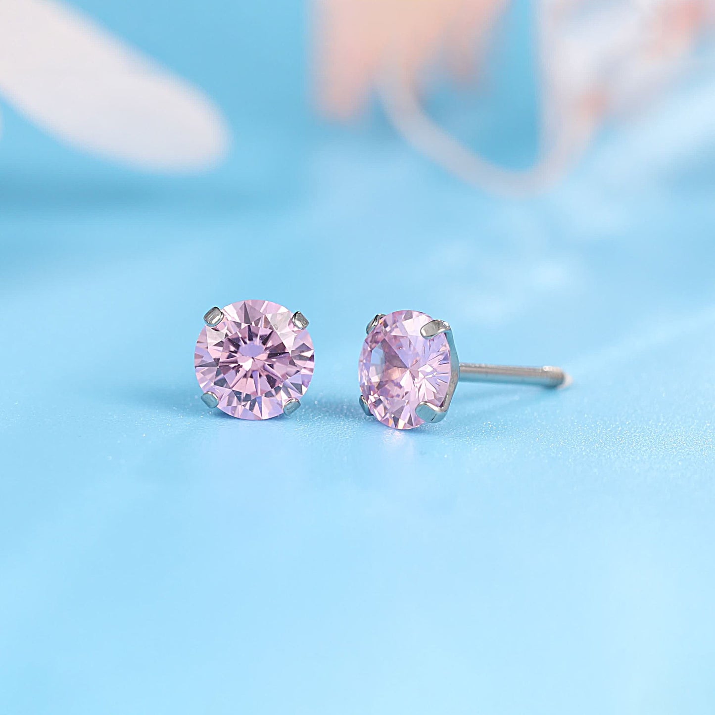 Orecchini a perno in titanio G23 ipoallergenici Limerencia da donna, zircone cubico 5A, chiusura a vite elica, piercing titanio medicale F136 per orecchie sensibili (colore rosa)