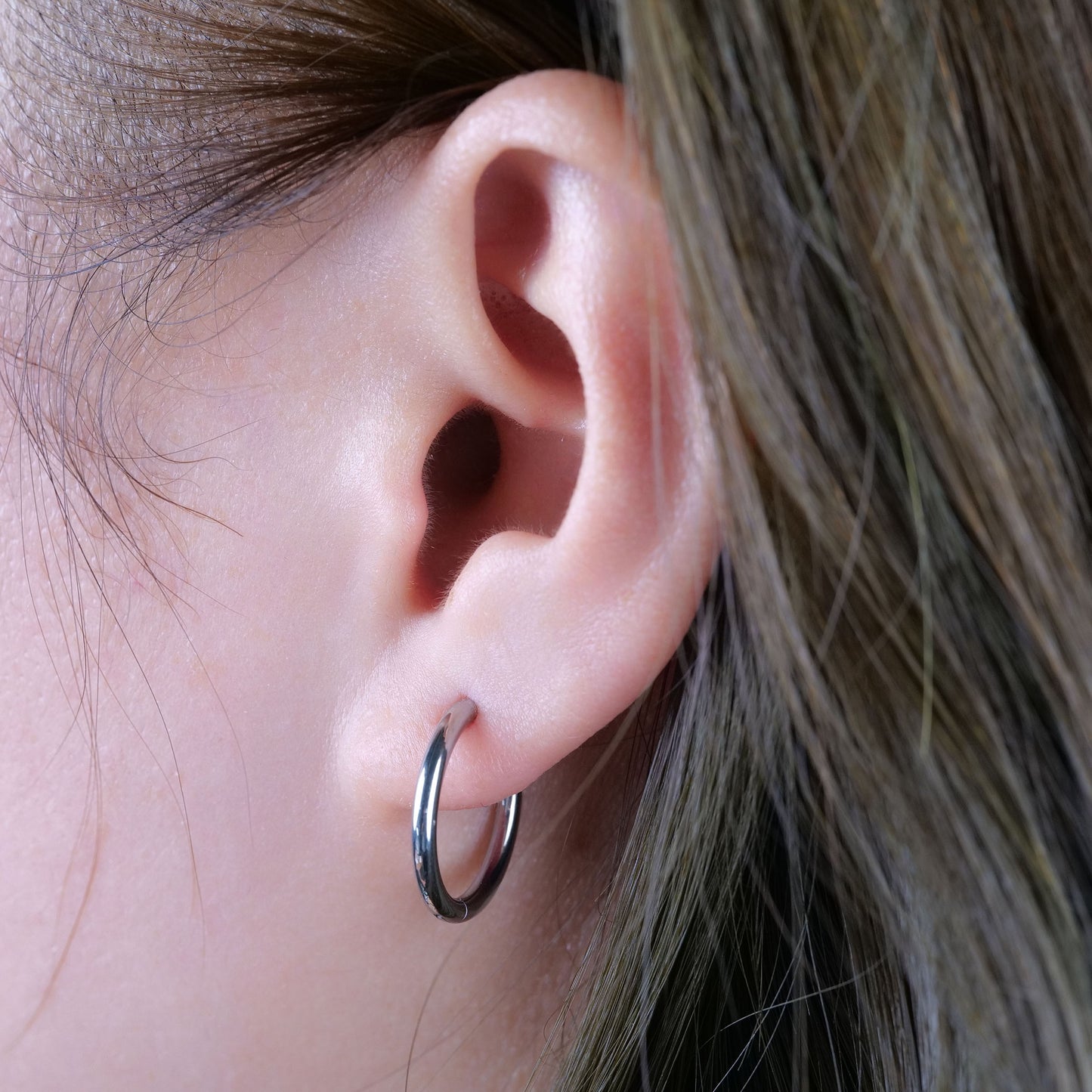 Limerencia Hypoallergenic Pure Titanium Pairs Small Huggie Hoop Earrings, Lightweight Cartilage Hoops Small Cubic Zirconia Cuff Earrings Mini Piercing Jewelry for Women (8mm, No stones)