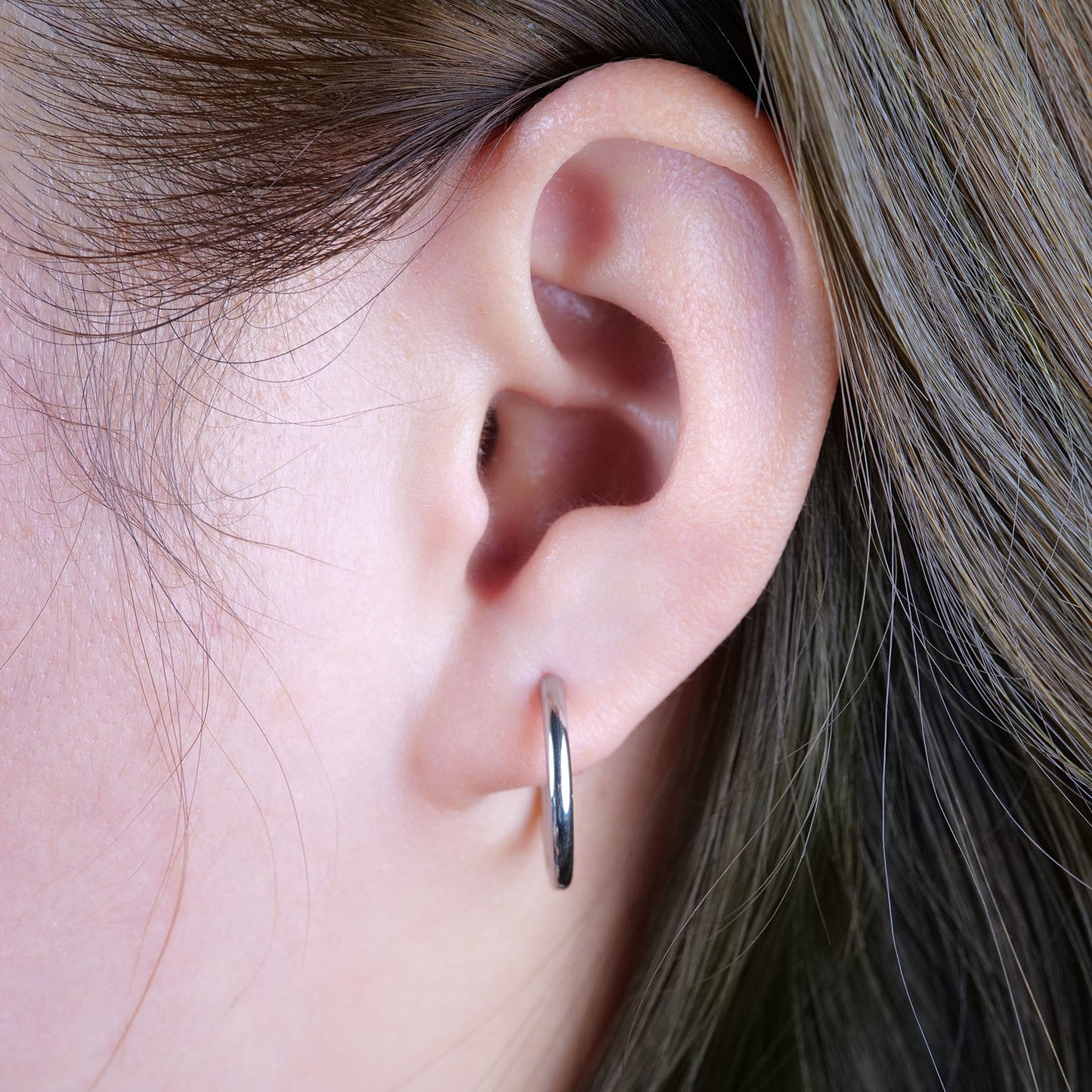 Limerencia Hypoallergenic Pure Titanium Pairs Small Huggie Hoop Earrings, Lightweight Cartilage Hoops Small Cubic Zirconia Cuff Earrings Mini Piercing Jewelry for Women (8mm, No stones)