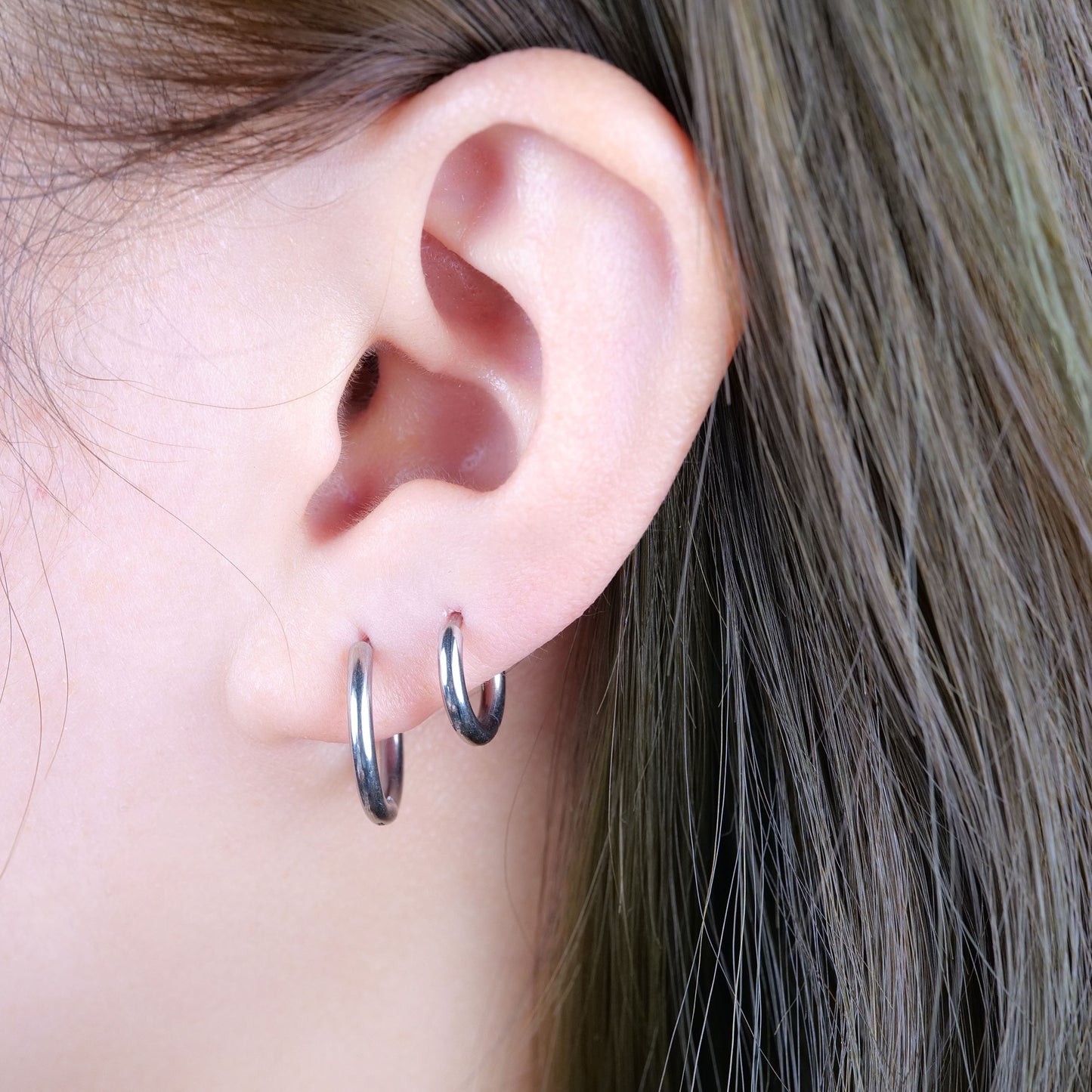 Limerencia Hypoallergenic Pure Titanium Pairs Small Huggie Hoop Earrings, Lightweight Cartilage Hoops Small Cubic Zirconia Cuff Earrings Mini Piercing Jewelry for Women (8mm, No stones)
