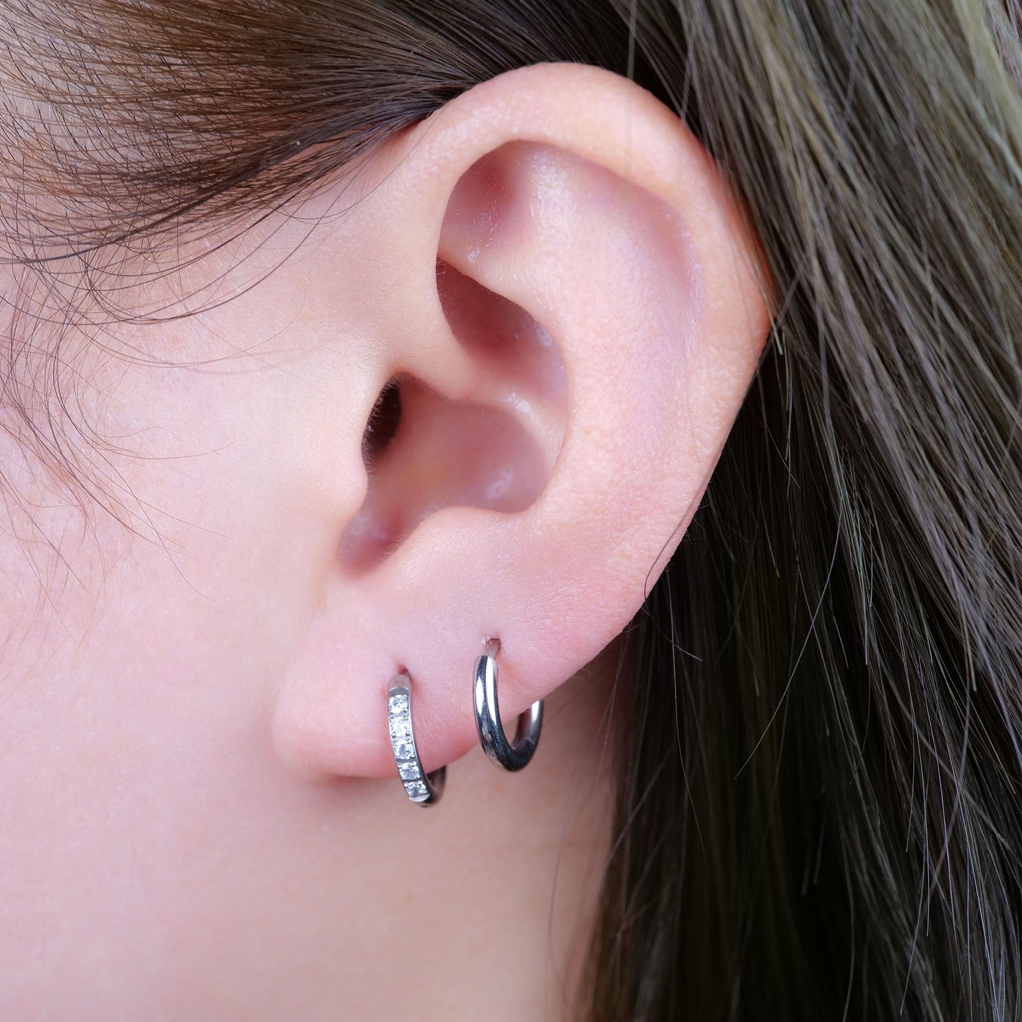 Limerencia Hypoallergenic Pure Titanium Pairs Small Huggie Hoop Earrings, Lightweight Cartilage Hoops Small Cubic Zirconia Cuff Earrings Mini Piercing Jewelry for Women (8mm, No stones)