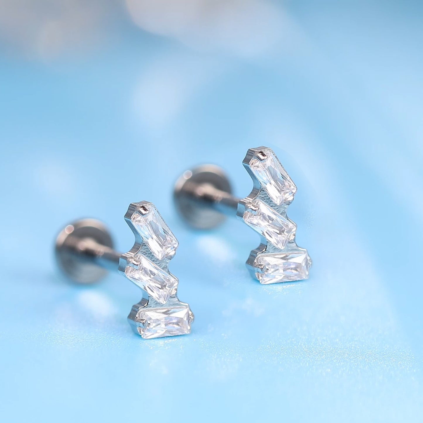 limerencia 18g Titanium Internally Threaded Tragus Piercing Jewelry CZ Top Flat Back Piercing Nose Studs Earring, Helix, Cartilage, Labret, Monroe for Women or Men- Triple Baguette Gem