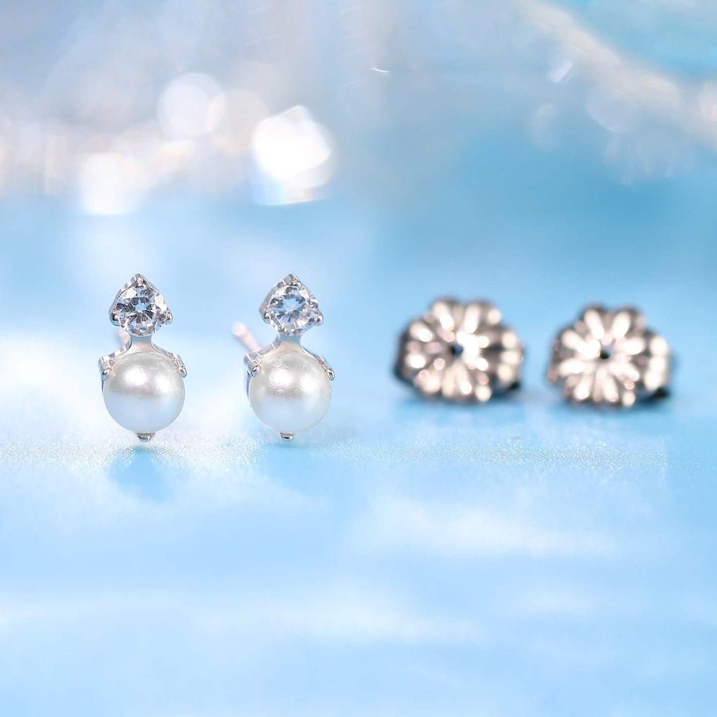 Pendientes hipoalergénicos de titanio puro Limerencia G23 | Joyería de titanio de grado implante CZ + Pearl F136 para orejas sensibles