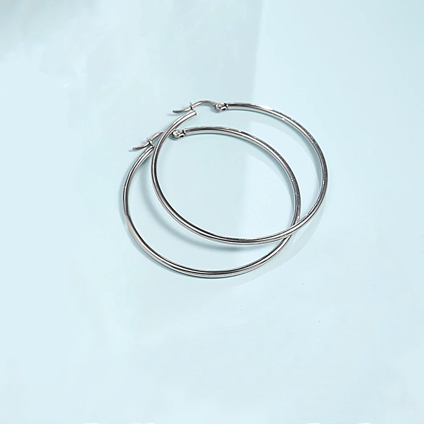 TitanHeart Titanium Hoop Earrings Hypoallergenic - Implant Grade Pure Titanium G23 Lightweight Big Hoops for Women Sensitive Ears (30mm)