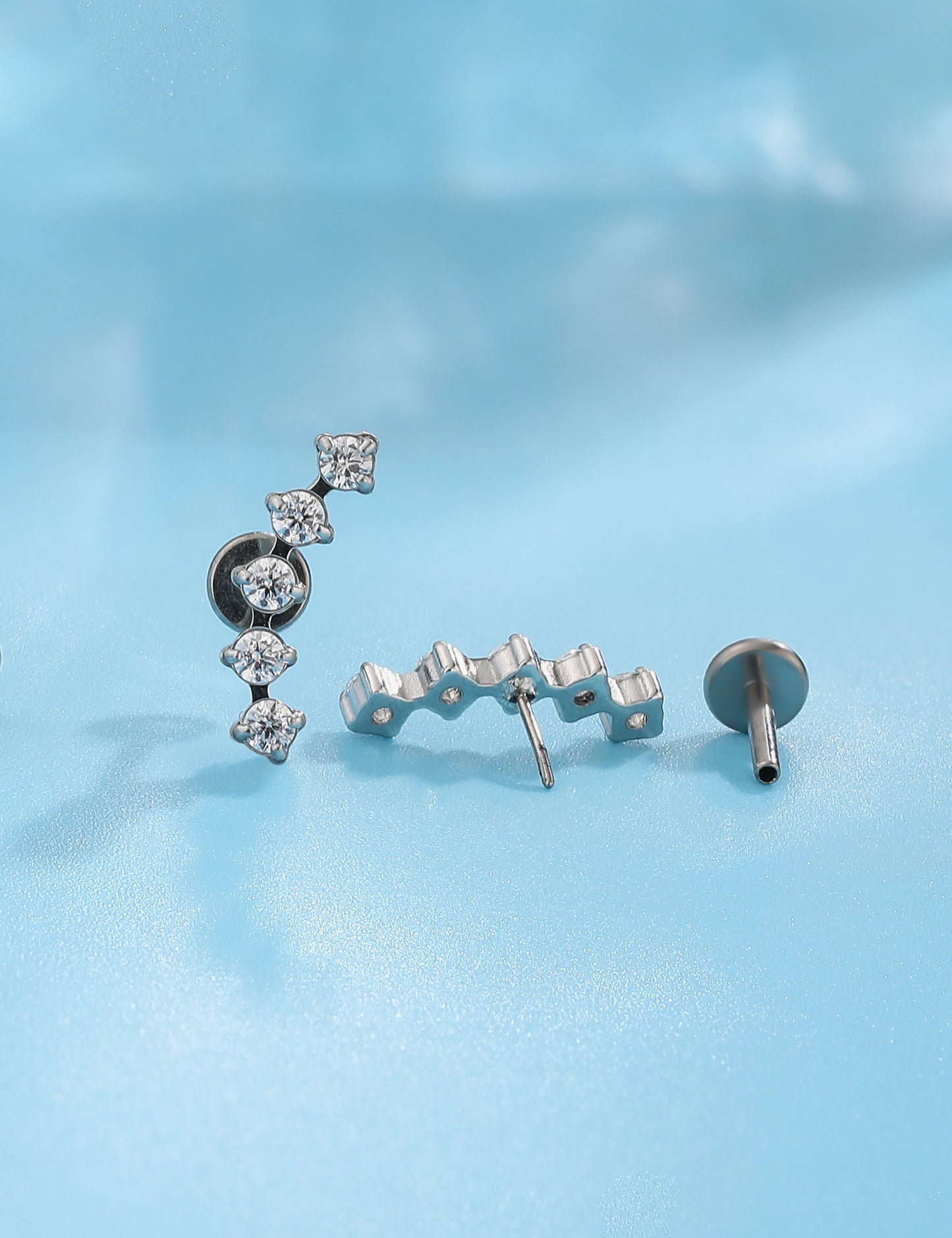 limerencia G23 Hypoallergenic 18g Flat Back Stud Earrings | F136 Implant Grade Titanium Press Fit Threadless Push Pop in Cartilage Helix Labret Lip Monroe Tragus Piercing Studs- Five Prong Cluster
