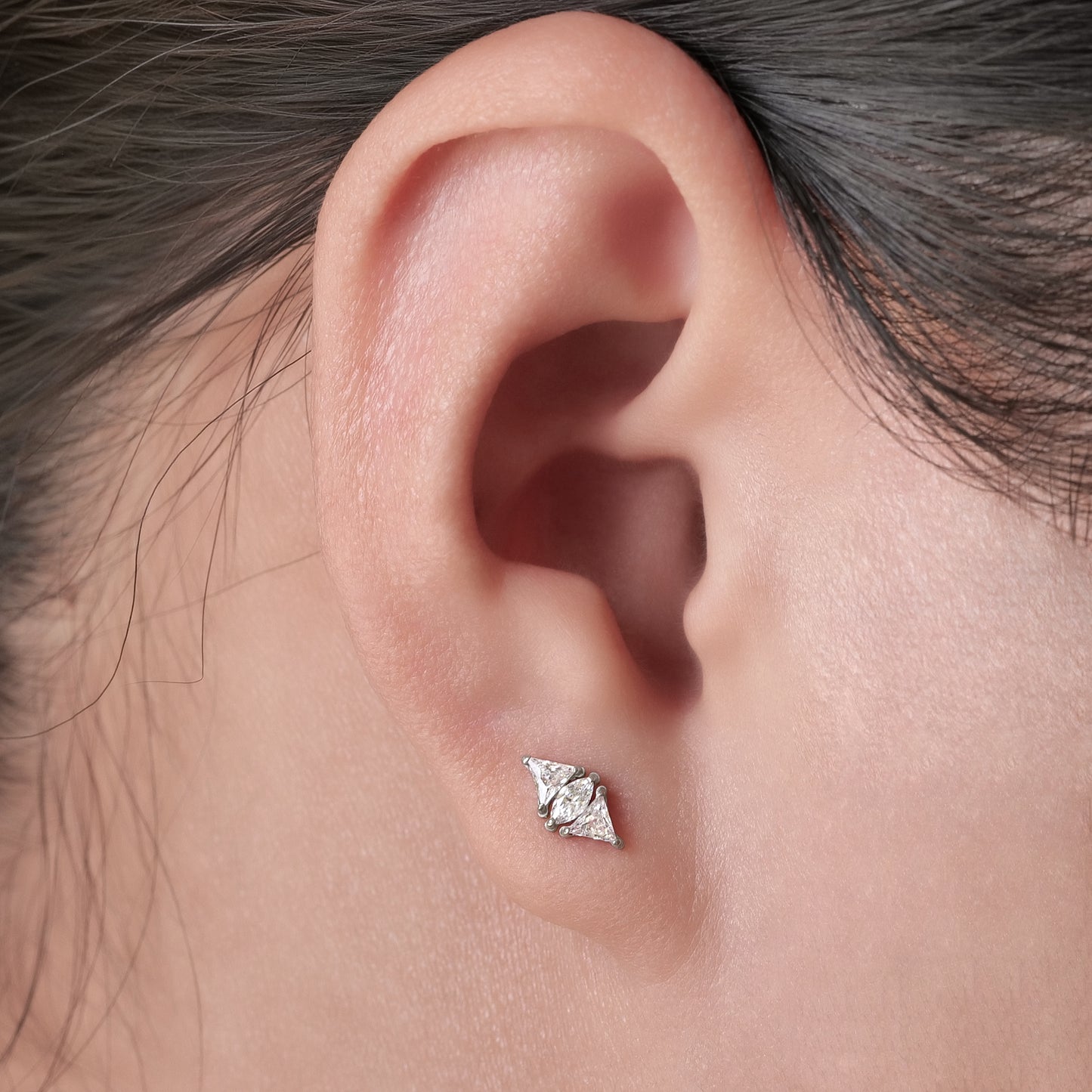 Limerencia Hypoallergenic G23 Implant Grade Titanium Screw Back Earrings Tragus 20G Helix F136 Piercing Post for Sensitive Ears Cartilage(diamond)