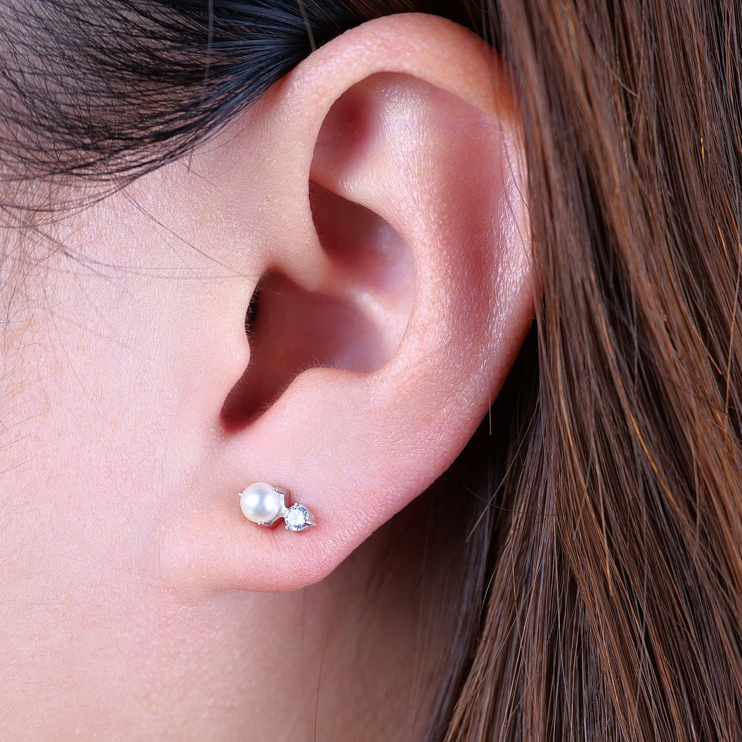 Limerencia G23 Hypoallergenic 18g Flat Back Stud Earrings | F136 Implant Grade Titanium Press Fit Threadless Push Pop in Cartilage Helix Labret Lip Monroe Tragus Piercing Studs- CZ + Pearl