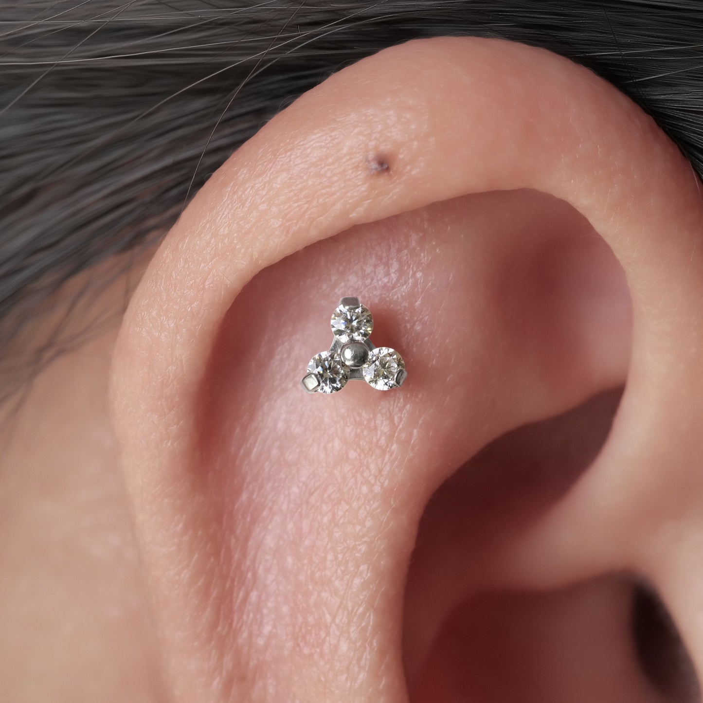 limerencia Titanium Hypoallergenic Piercing Jewelry - 18G 6mm 8mm 10mm For Tragus,Helix,Conch,Cartilage,Nose,Lip,F136 Implant Grade Flat Back Internally Threaded Stud Earrings (clear)