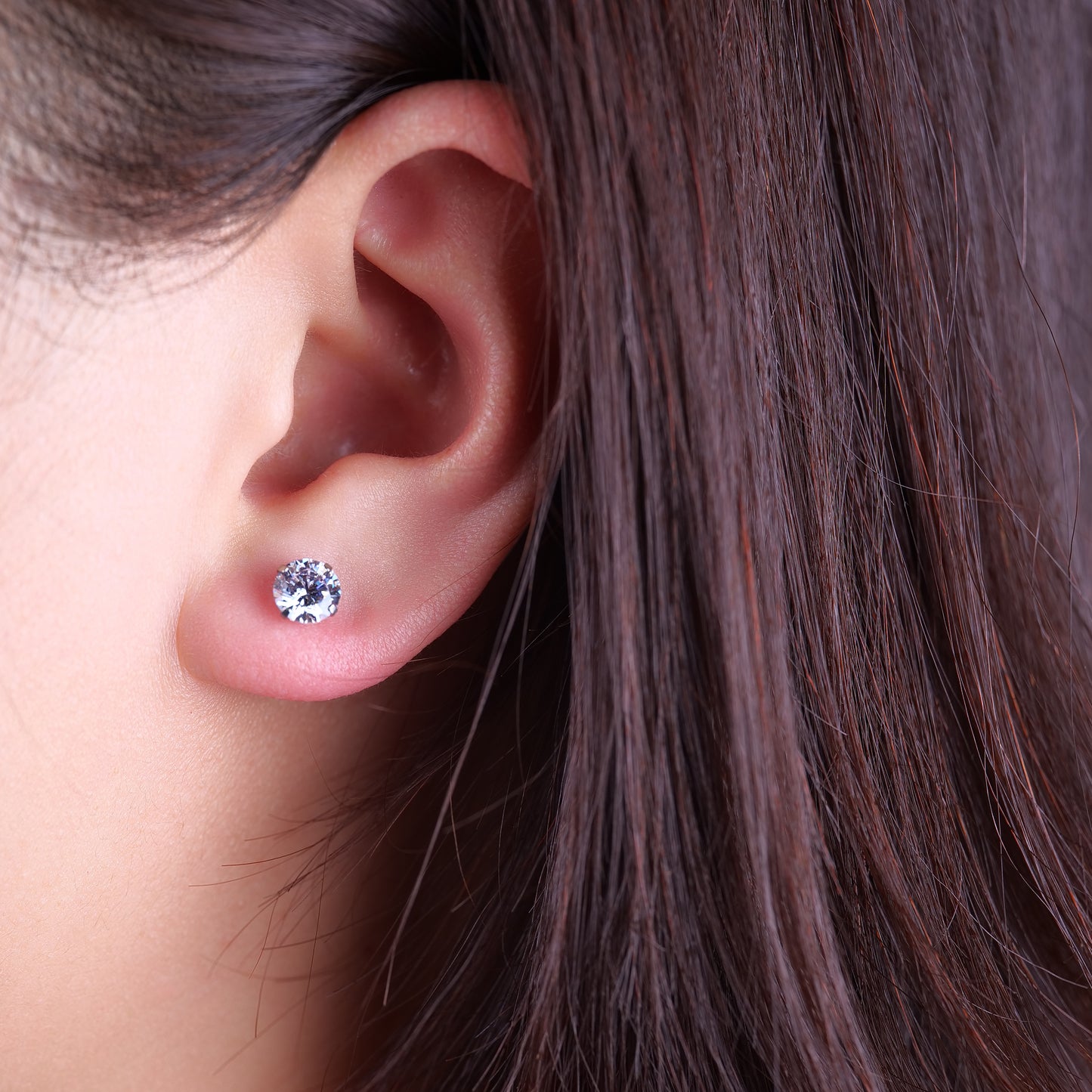 Orecchini Borchia in Titanio G23, Ipoallergenici per Donna, Ragazze, Uomini e Orecchie Sensibili, Orecchini con Zirconia Cubica, Finitura Lucida Premium con Chiusure in Titanio Puro