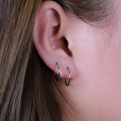 Limerencia G23 Titanium Slim Huggie Hoop Earrings, Hypoallergenic F136 Implant Grade Pure Titanium for Girls Sensitive Ears