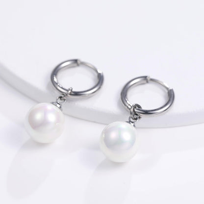 Limerencia Pendientes Hipoalergénicos de Titanio Puro con Postes Ligeros Colgantes Huggie para Mujer | Barra Vertical, Cruz, Luna, Rayo | Pendientes Delicados (Perla de 10 mm)