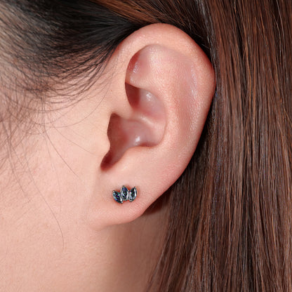 Pendientes hipoalergénicos Limerencia de titanio puro | Corona de circonita cúbica | Joyería de perforación de grado implante | Adecuado para oídos sensibles, joyería delicada