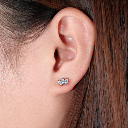 Pendientes hipoalergénicos Limerencia de titanio puro | Corona de circonita cúbica | Joyería de perforación de grado implante | Adecuado para oídos sensibles, joyería delicada
