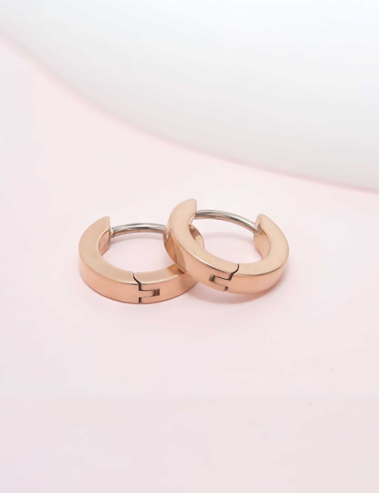 Limerencia G23 Pure Titanium Hypoallergenic Huggie Hoop Earrings for Women Sensitive Ears (8 Millimeters)