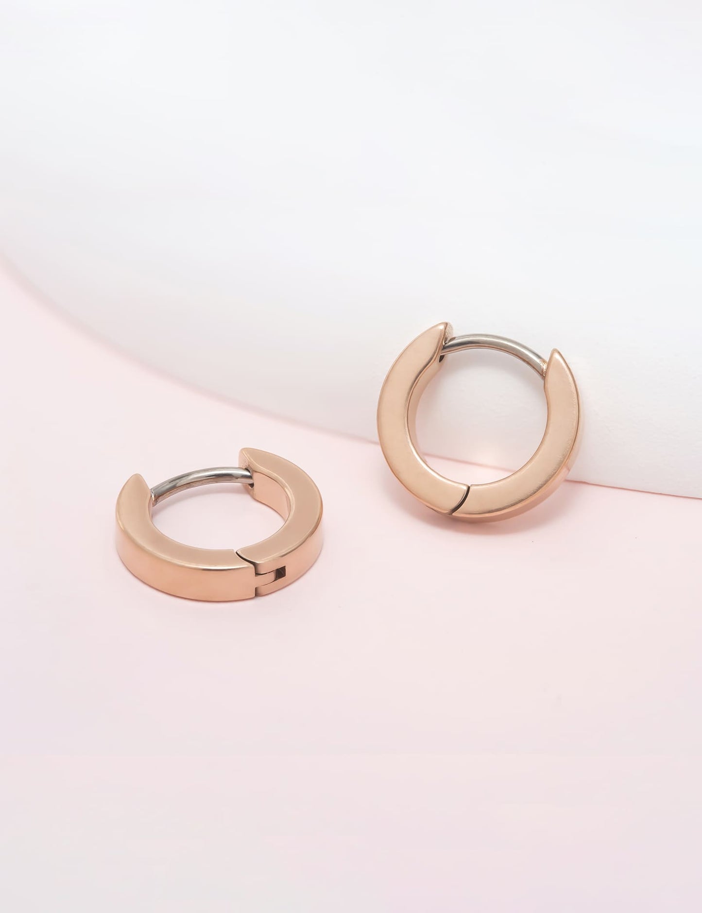 Limerencia G23 Pure Titanium Hypoallergenic Huggie Hoop Earrings for Women Sensitive Ears (8 Millimeters)