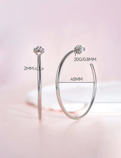 Limerencia Hypoallergene G23 Reiner Titan Große Offene C-Creolen, F136 Leichte Zirkonia-Cuff-Huggie-Ohrringe für Frauen mit empfindlichen Ohren (45mm Dünne Runde Creolen, Silber)
