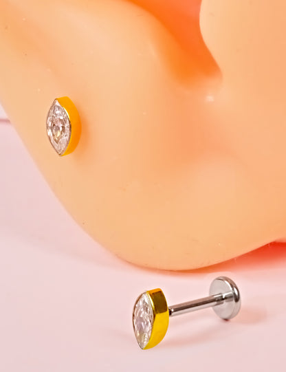 Boucles d'Oreilles à Dos Plat 18G Hypoallergéniques G23 Limerencia, Piercing Sans Filet à Enfoncement en Titane Grade Implantable F136, Convient Cartilage, Hélix, Lèvre, Monroe et Tragus (Forme Marquise, Argenté)