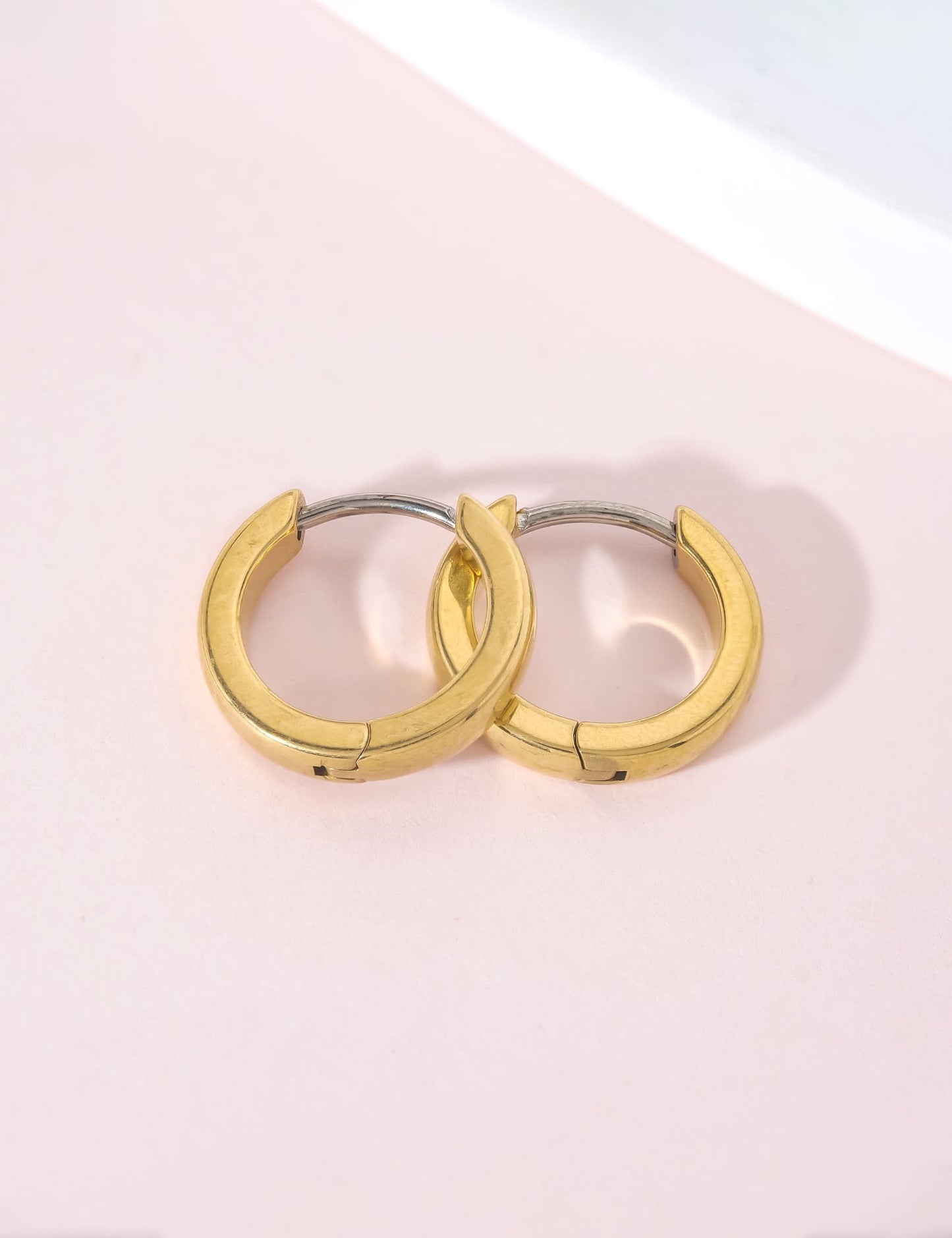 Limerencia G23 Pure Titanium Hypoallergenic Huggie Hoop Earrings for Women Sensitive Ears (8 Millimeters)