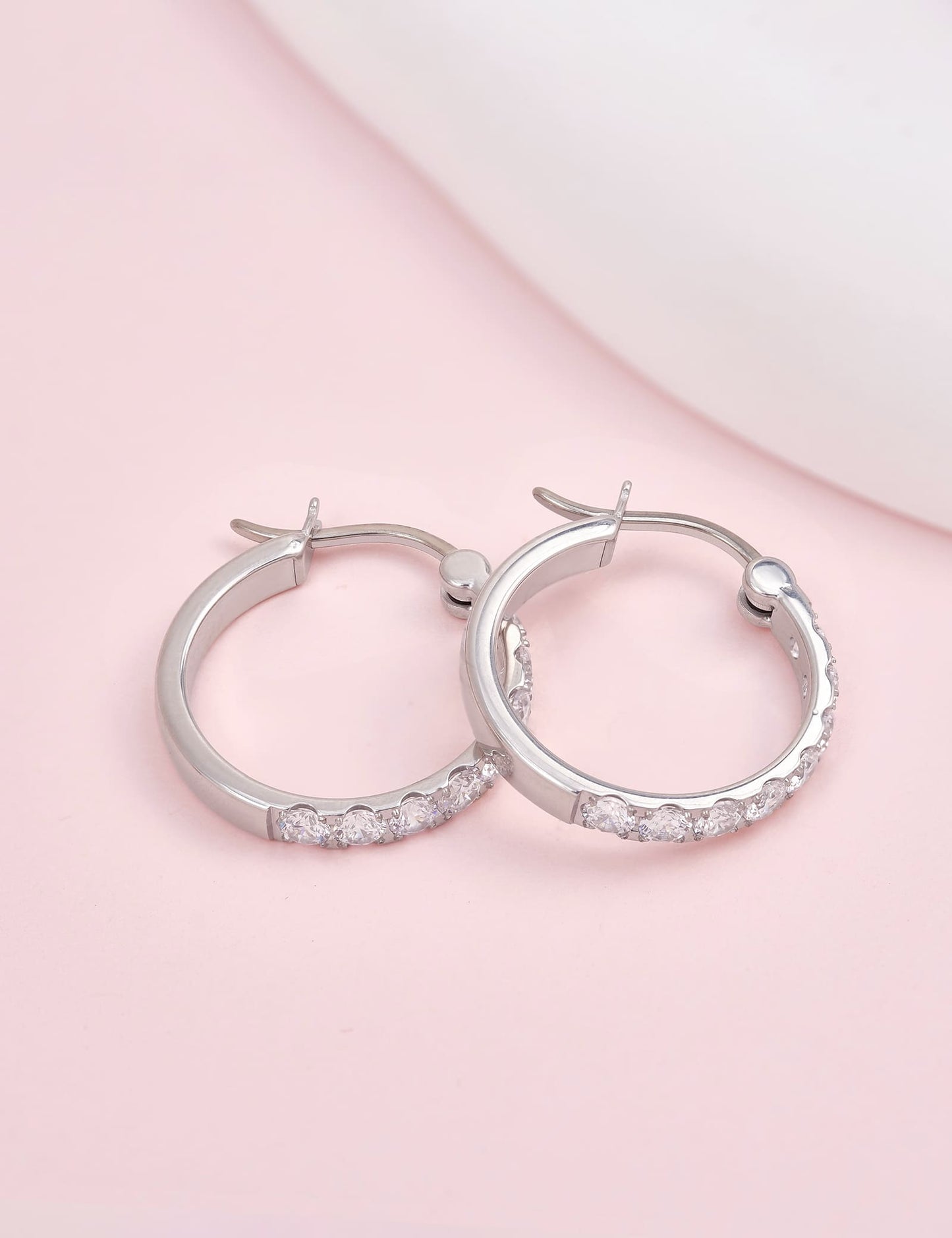 Limerencia Boucles d'oreilles anneaux hypoallergéniques en titane pur G23, clous huggie en titane F136 pour femmes aux oreilles sensibles (20 mm)