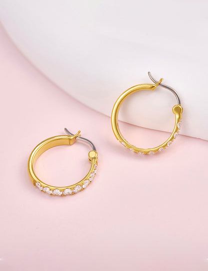 Long lasting shiny titanium earrings
Comfortable titanium earrings for sleeping