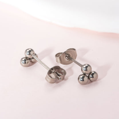 Limerencia G23 Aretes Hipoalergénicos de Titanio Puro | Pequeños Aretes de Bola Trinity | Minimalistas, Grado de Implante F136 | Adecuados para Orejas Sensibles Joyería Delicada (6mm, Plata)