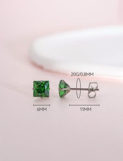 Orecchini Limerencia in titanio G23 ipoallergenico, titanio puro medicale F136, adatti a orecchie sensibili con cristalli pietra natale e zirconi simulati diamanti (Verde smeraldo)