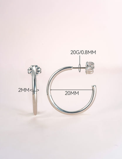 Limerencia Boucles d'oreilles anneau C ouvert grand en titane pur G23 hypoallergénique, boucles huggie cuff légères en titane F136 serties de zircon cubique pour femmes aux oreilles sensibles (anneau rond fin 20 mm, couleur argentée)