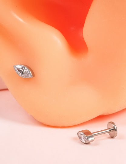 Boucles d'Oreilles à Dos Plat 18G Hypoallergéniques G23 Limerencia, Piercing Sans Filet à Enfoncement en Titane Grade Implantable F136, Convient Cartilage, Hélix, Lèvre, Monroe et Tragus (Forme Marquise, Argenté)