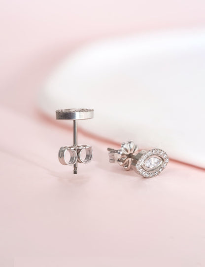 Limerencia Orecchini Ipoallergenici in Titanio Puro, Grappolo Zirconia Occhio Malocchio Minimalista | Gioielli Moda per Piercing Grado Implantare G23 per Orecchie Sensibili (Zirconia Trasparente)