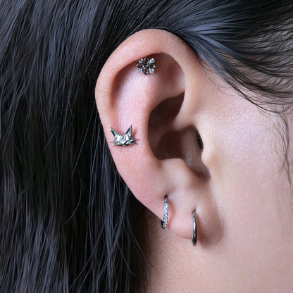 limerencia Joyería de perforación hipoalergénica de titanio puro F136, pendiente de tuerca de rosca interna de espalda plana de 18 g para cartílago/trago/hélice/caracola/nariz/labio (flor 1 pieza)