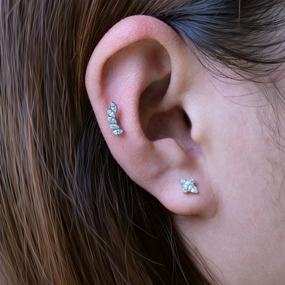 Pendientes de titanio G23 hipoalergénicos Limerencia con rosca posterior para trago, poste de piercing F136 calibre 20 para orejas sensibles, cartílago (cometa)