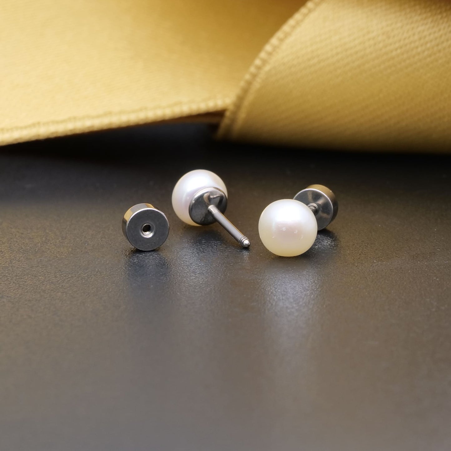 Limerencia Hypoallergenic G23 Implant Grade Titanium Screw Back Earrings Tragus 20G Helix F136 Piercing Post for Sensitive Ears Cartilage (5mm pearl)