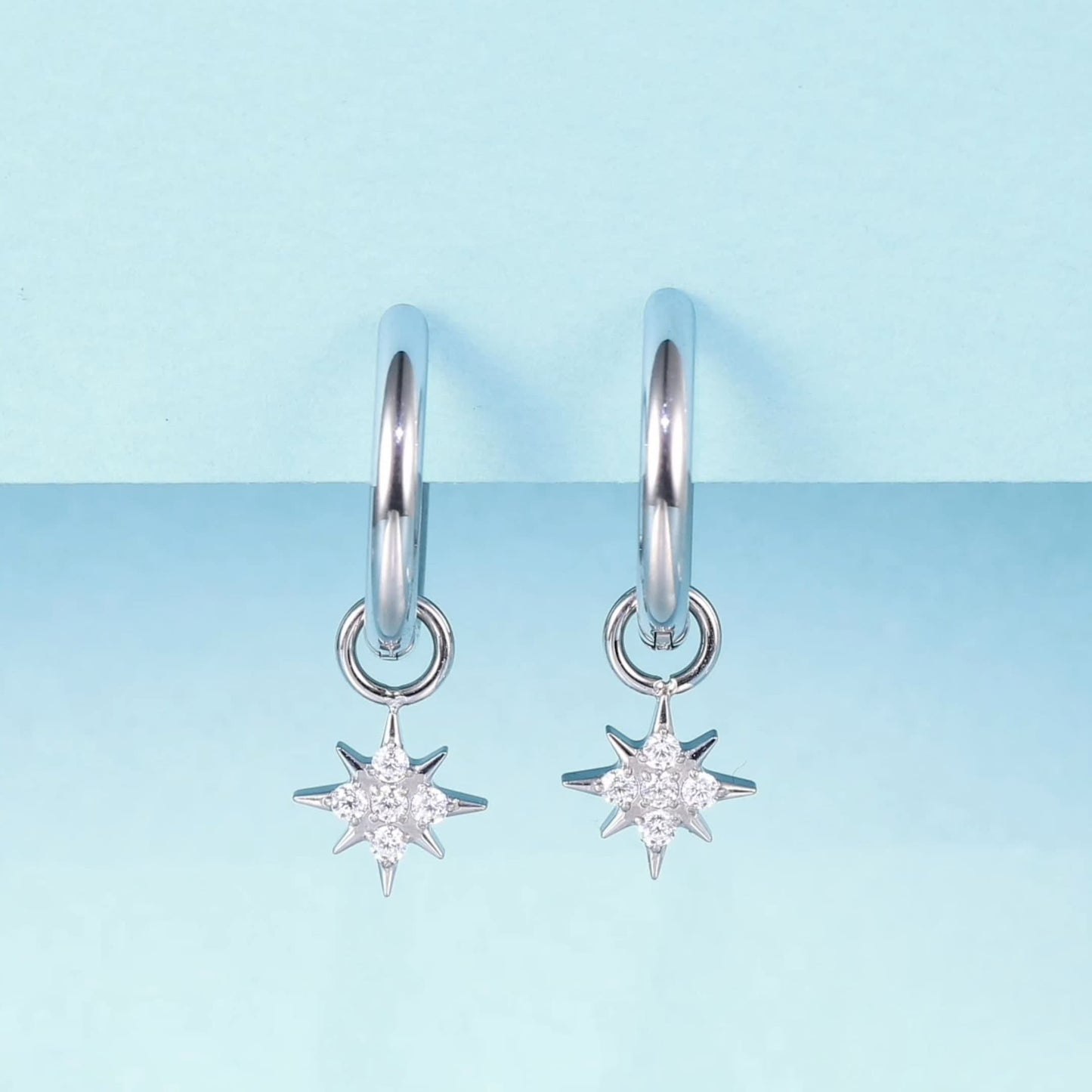 Orecchini huggie pendenti leggeri in titanio puro ipoallergenico Limerencia femminili, design barra verticale, croce, luna e fulmine, orecchini delicati con zircone a stella