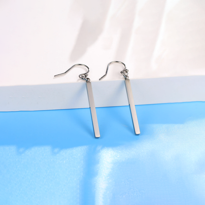 Anti oxidant colorfast titanium earrings
Smooth surface easy to wear titanium earrings