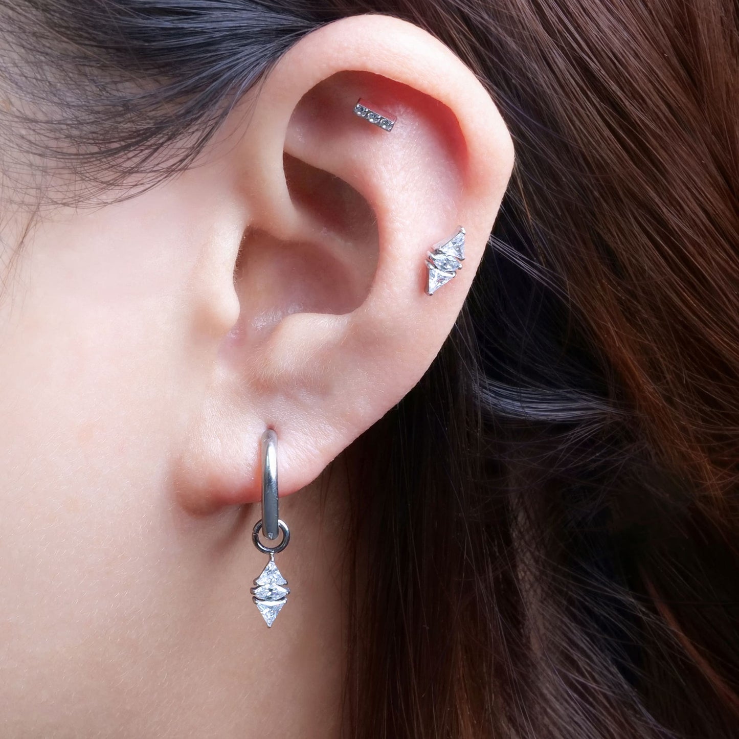 Limerencia Piercing Titanio F136 Ipoallergenico 20G 6mm 8mm Retro Piatto, Orecchini Senza Filettatura a Inserimento G23 Grado Implantare per Trago, Cartilagine, Helix, Conchiglia, Naso, Monroe e Medusa (1 Pezzo)