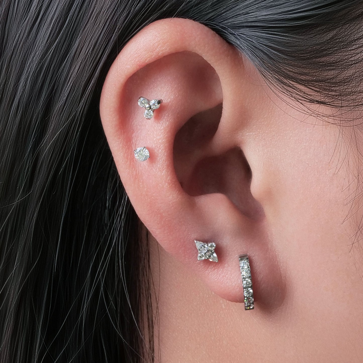 Pendientes de titanio G23 hipoalergénicos Limerencia con rosca posterior para trago, poste de piercing F136 calibre 20 para orejas sensibles, cartílago (cometa)