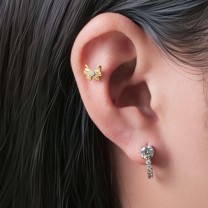 Orecchini huggie zircone con perno in titanio puro F136 ipoallergenico Limerencia | Piccoli orecchini cerchio per donna e uomo | Orecchini a perno leggeri alla moda per orecchie sensibili