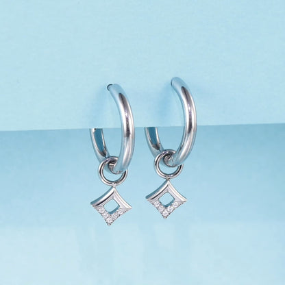 Orecchini huggie pendenti leggeri in titanio puro ipoallergenico Limerencia da donna, modelli barra verticale, croce, luna e fulmine, orecchini delicati con zircone quadrato