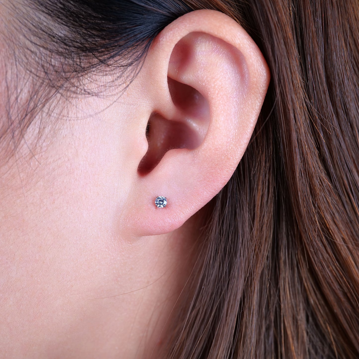Gioielli piercing ipoallergenici in titanio F136 Limerencia, borchie filettate interne fondo piatto 18G 6mm 8mm 10mm per trago, elica, conca, cartilagine, naso e labbra (Zircone bianco 2mm)