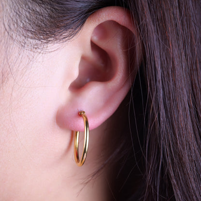 Comfort sleep wear lightweight titanium earrings
Durable solid titanium hoop earrings