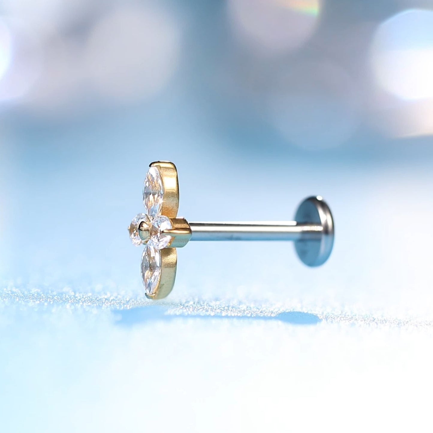 limerencia Joyería Hipoalergénica de Titanio Puro F136 para Perforaciones, Pendiente Stud de Rosca Interna con Parte Trasera Plana de 18g para Cartílago/Trago/Hélix/Concha/Nariz/Labio (flor 1 unidad)