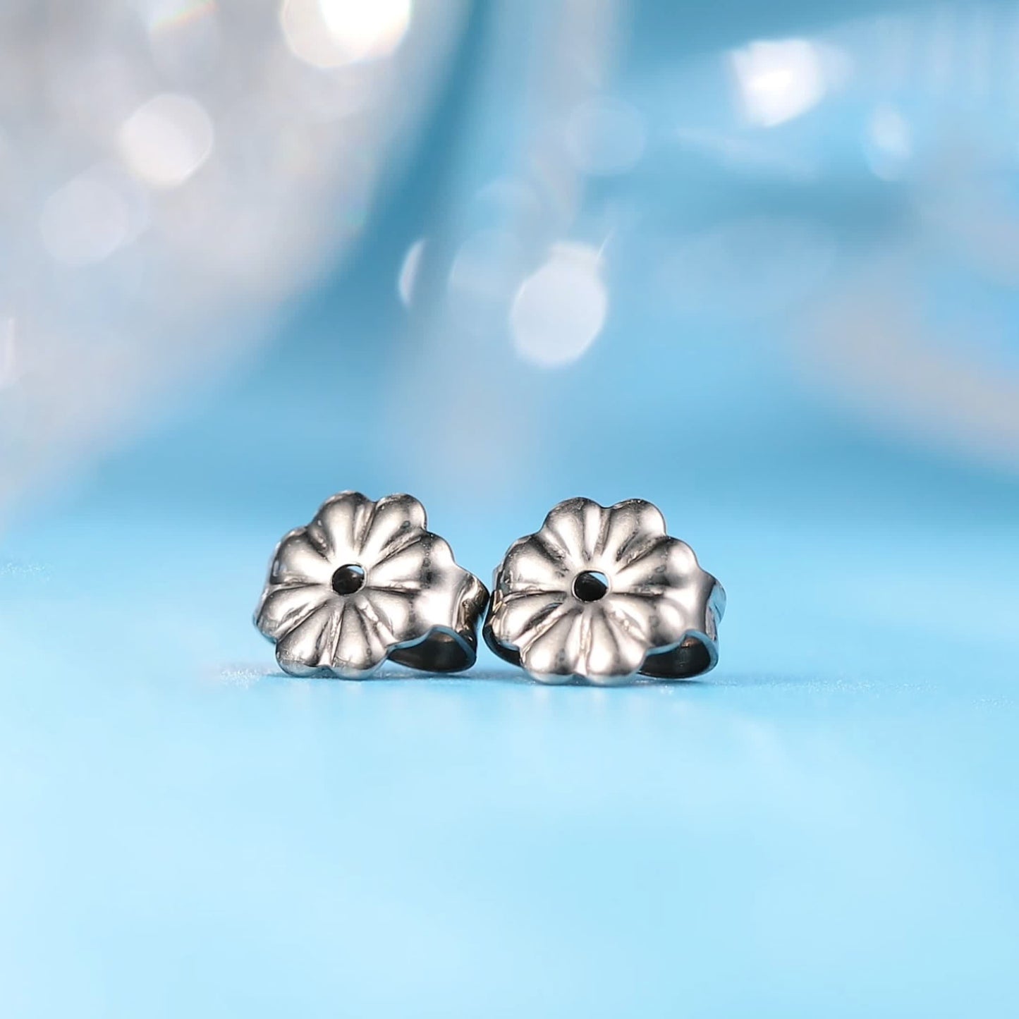 Orecchini in titanio puro G23 Limerencia ipoallergenici | Gioielli in titanio grado impiantabile F136 per orecchie sensibili (Zircone + Opalo Bianco)