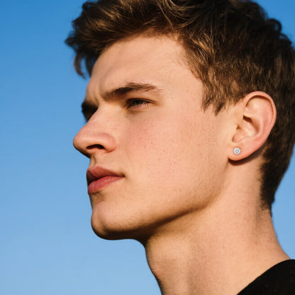 Limerencia Hypoallergener Reintitan G23 Zweiseitiger Zirkonia-Ohrstecker mit Schraubverschluss 20G für Helix Knorpel Tragus Ohrläppchen F136 Piercingstecker für empfindliche Ohren (2 mm)