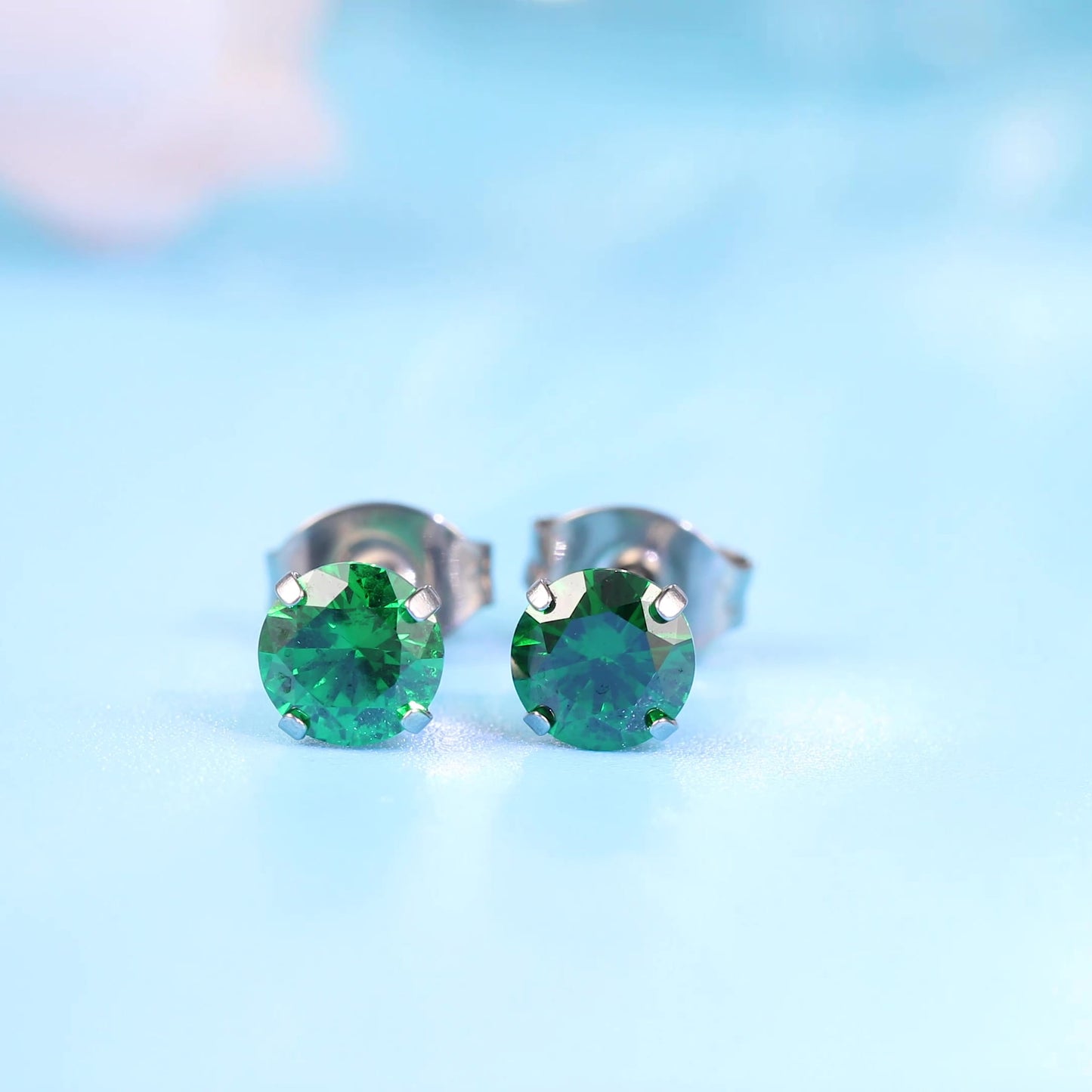 Titanium Stud Earrings for Women, Cubic Zirconia Hypoallergenic Earrings Stud, Earrings for Men and Women, Everyday Studs