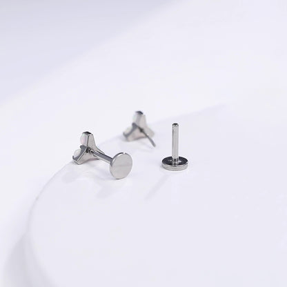 Limerencia G23 低アレルギー 18G フラットバックスタッドピアス
F136 インプラントグレードチタン ネジなしワンタッチ式
軟骨・ヘリックス・ラブレット・リップ・モンロー・トラガス ピアス - トリニティ CZ