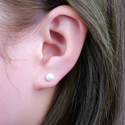 Limerencia Hypoallergenic G23 Implant Grade Titanium Screw Back Earrings Tragus 20G Helix F136 Piercing Post for Sensitive Ears Cartilage (5mm pearl)