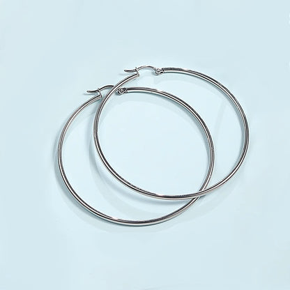 Boucles d'oreilles anneaux en titane TitanHeart hypoallergéniques - Grand anneau léger en titane pur médical grade G23 pour femmes aux oreilles sensibles (30mm)