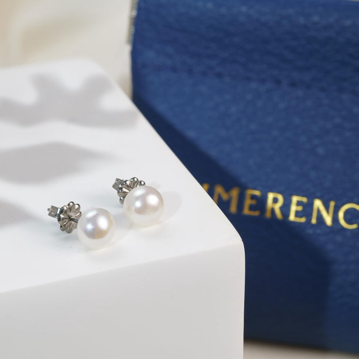 Pearl Earrings for Women, Hypoallergenic Titanium Pearl Stud Earrings for Sensitive Ear, Elegant Jewelry Gift  for Birthday Anniversary Wedding Daily Wear